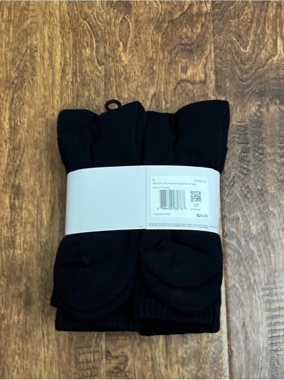 Nike Black Crew Athletic Socks with White Swoosh (6 Pack) - Picture 4 of 6